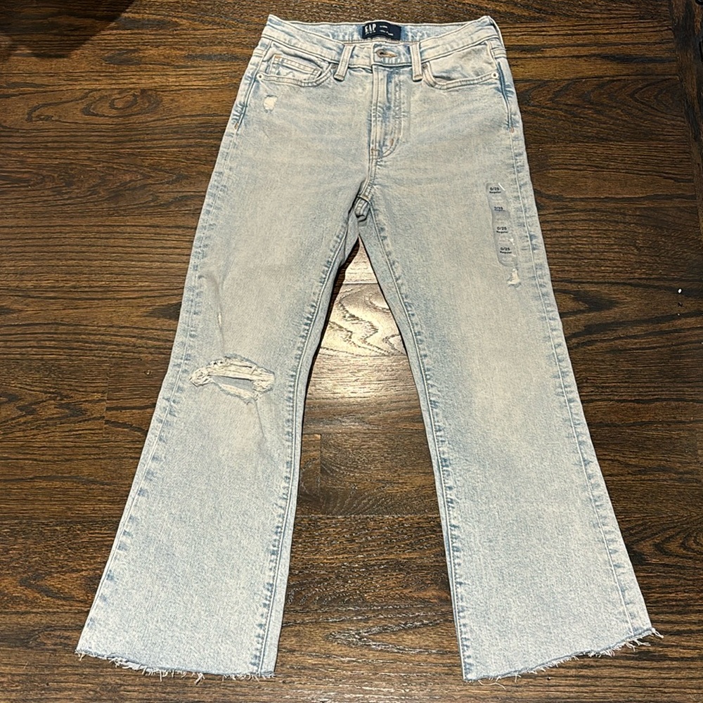 Gap Jean size 0/25 NWT